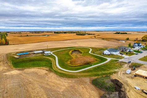 2515 Valley View Hawley MN 56549