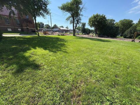 49 S Hering Street Appleton MN 56208