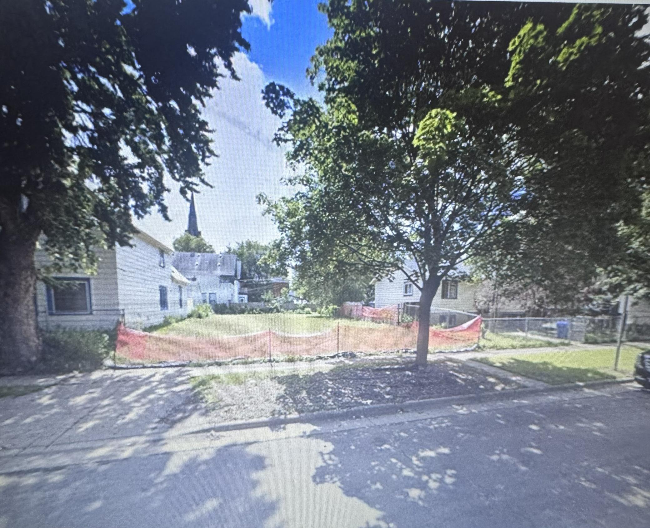 326 Charles Avenue Saint Paul MN 55103
