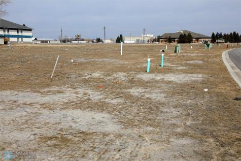 1737 Magnolia Wahpeton ND 58075