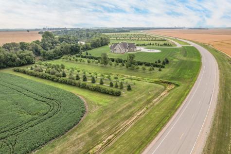 7176 180th Avenue SE Wahpeton ND 58075