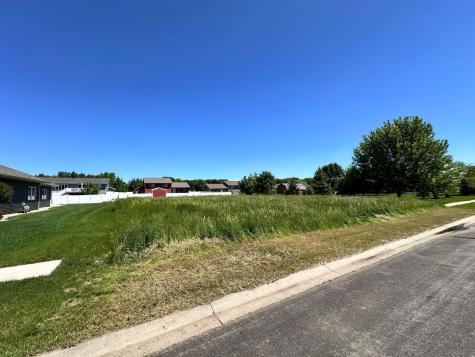 704 Andrew Street Marshall MN 56258