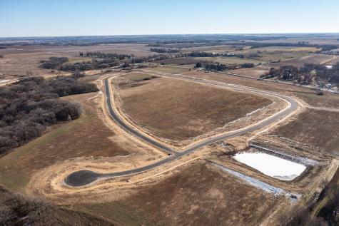 4672 (L7B2) Royal Oaks Circle SW Rochester MN 55902