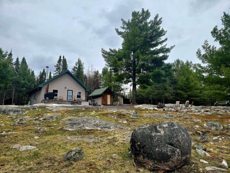 9464 Highway 53 Kabetogama MN 56669