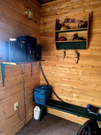 9464 Highway 53 Kabetogama MN 56669