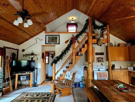 9464 Highway 53 Kabetogama MN 56669