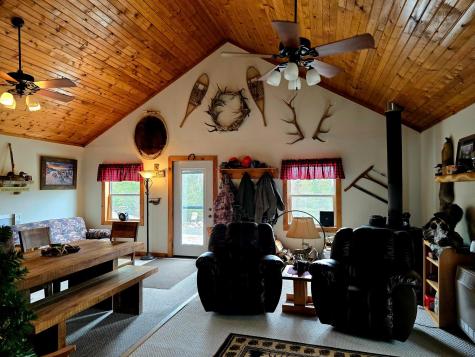 9464 Highway 53 Kabetogama MN 56669