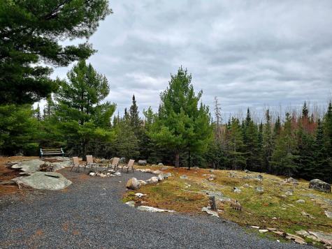 9464 Highway 53 Kabetogama MN 56669