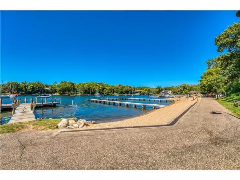 3610 Northome Avenue Deephaven MN 55391