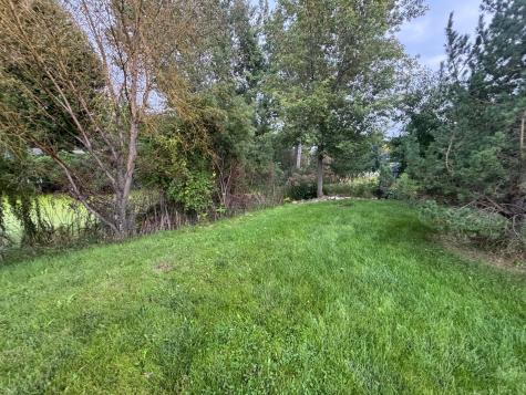1518 Hidden Trail Mayer MN 55360