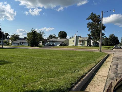 418 Monroe Caledonia MN 55921