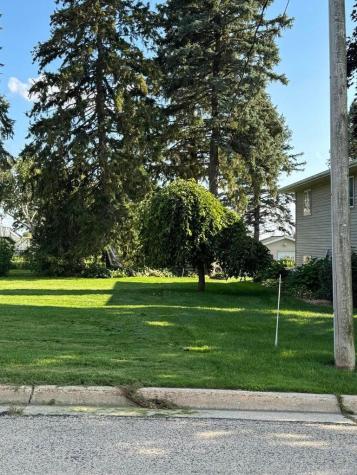 418 Monroe Caledonia MN 55921