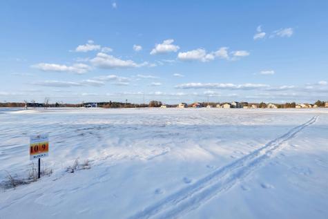 39068 Everton Avenue North Branch MN 55056