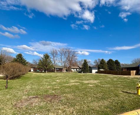 907 9th Avenue SW Pipestone MN 56164