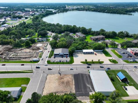 206 N Nokomis Street Alexandria MN 56308