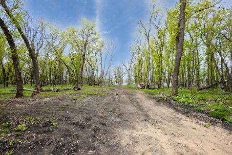 11115 350th Avenue Farwell MN 56327