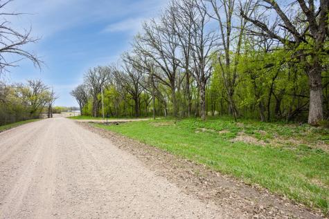 11115 350th Avenue Farwell MN 56327