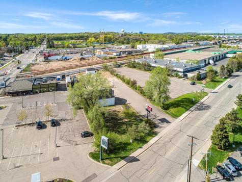 1102 2nd Street NE Hopkins MN 55343