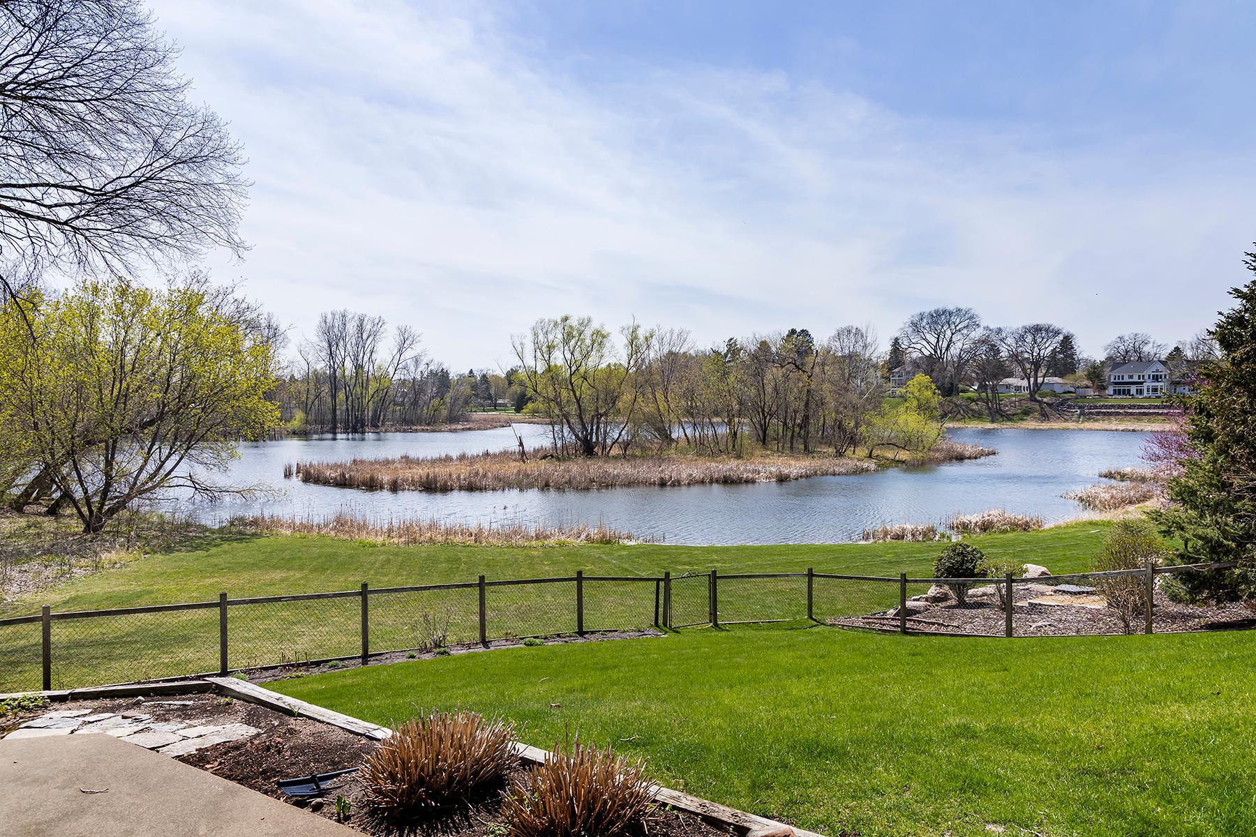 5621 Interlachen Circle Edina MN 55436
