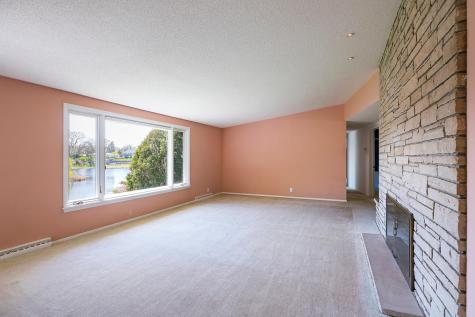 5621 Interlachen Circle Edina MN 55436