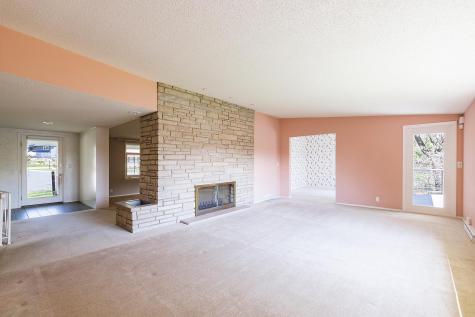 5621 Interlachen Circle Edina MN 55436