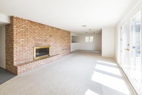 5621 Interlachen Circle Edina MN 55436