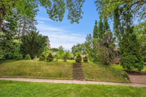 8XX Humboldt Avenue West Saint Paul MN 55118