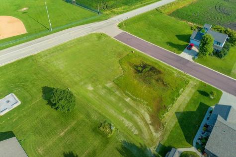 17 Marples Avenue Minnesota Lake MN 56068