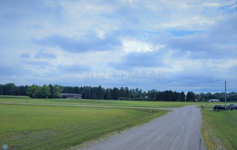 1002 Edison Street Milnor ND 58060