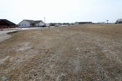 1864 Magnolia Court Wahpeton ND 58075