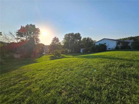 1324 Sunset Drive Saint Charles MN 55972