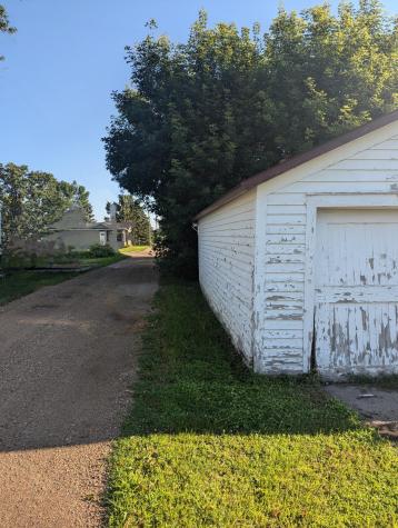 412 Langer Avenue S Casselton ND 58012