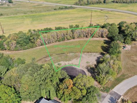 703 Cherrywood Drive SW Pine Island MN 55963