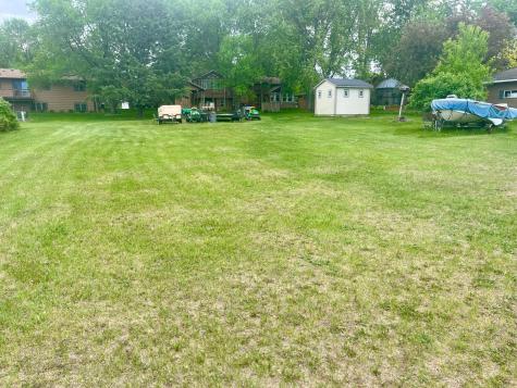 Tbd Quince Street New London MN 56273