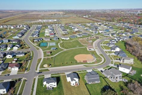 8916 Meadowlark Parkway Horace ND 58047