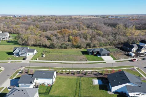 8916 Meadowlark Parkway Horace ND 58047