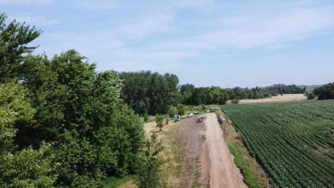 17976 320th Street Le Sueur MN 56071