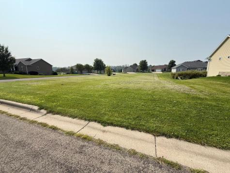 Xxxx Evergreen Place NE Owatonna MN 55060