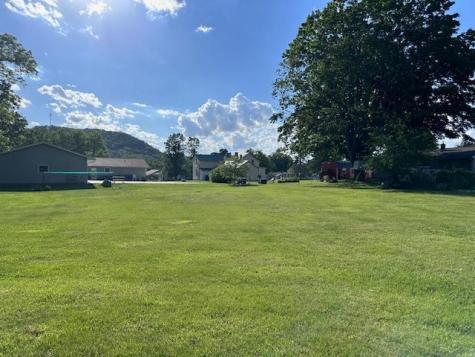 105 Money Creek Street N Rushford MN 55971