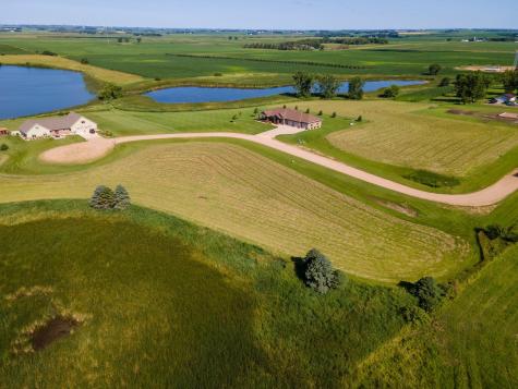 125 Heritage Trail Hadley MN 56151