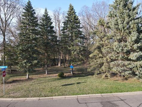 1167 Benton Street Anoka MN 55303