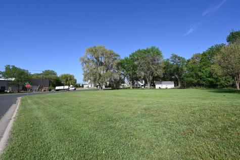 Xxx W 3rd Avenue Shakopee MN 55379