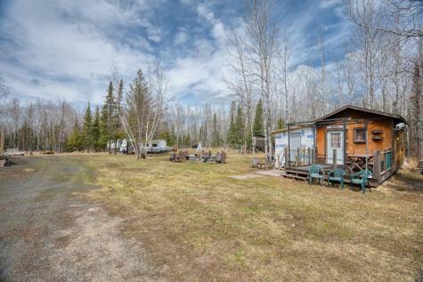 5303 Markham Road Makinen MN 55763