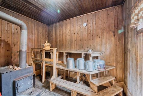 5303 Markham Road Makinen MN 55763