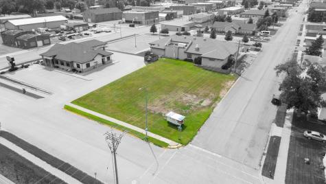 145 5th Avenue NE Valley City ND 58072