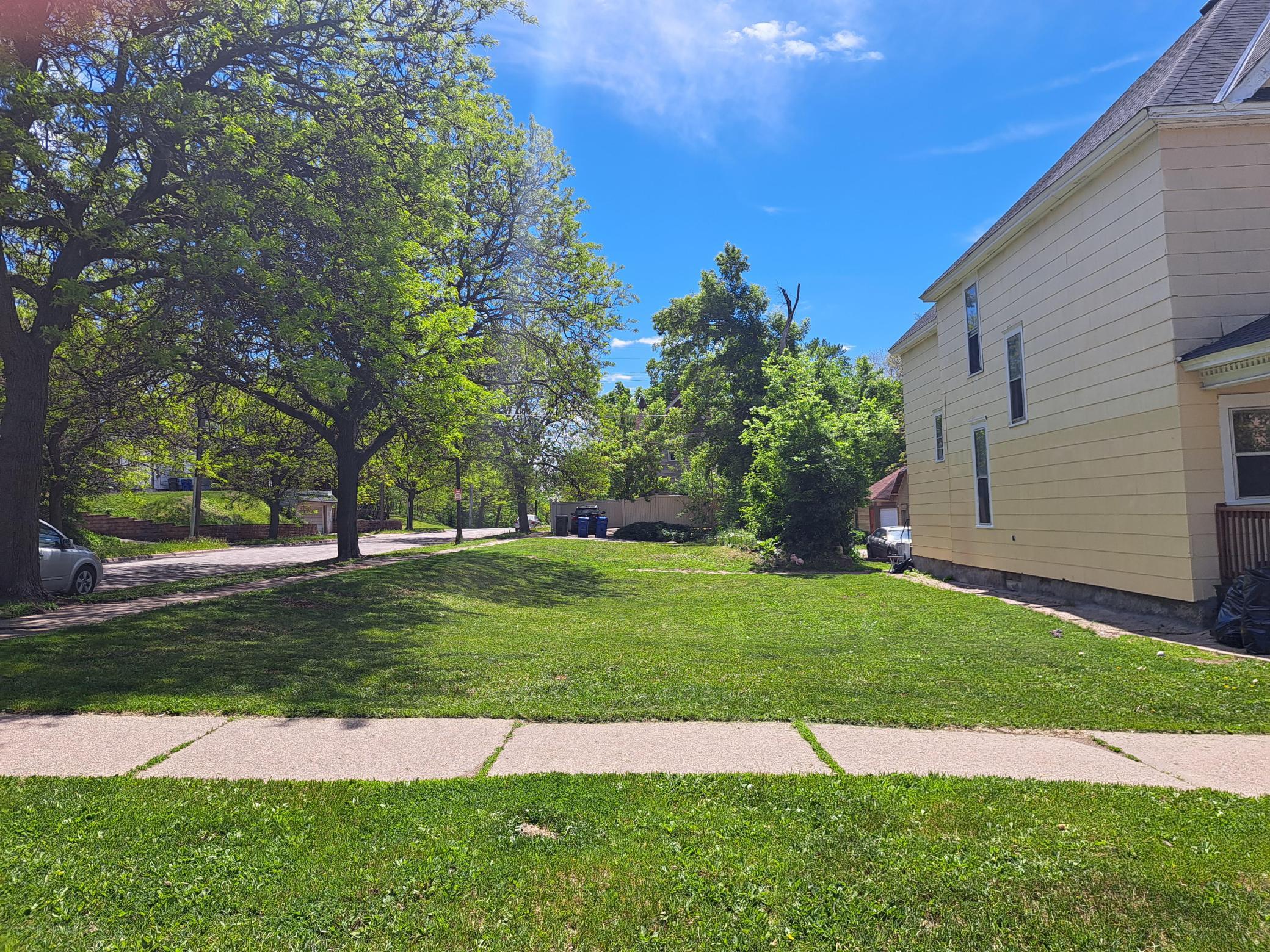 696 Sims Avenue Saint Paul MN 55106