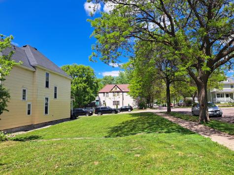 696 Sims Avenue Saint Paul MN 55106