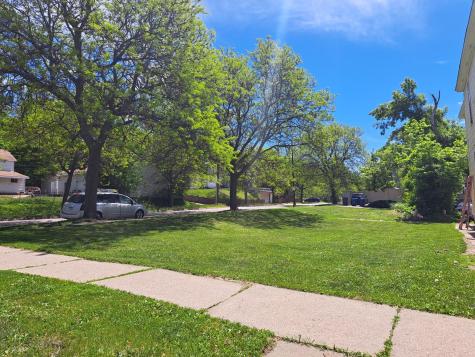 696 Sims Avenue Saint Paul MN 55106
