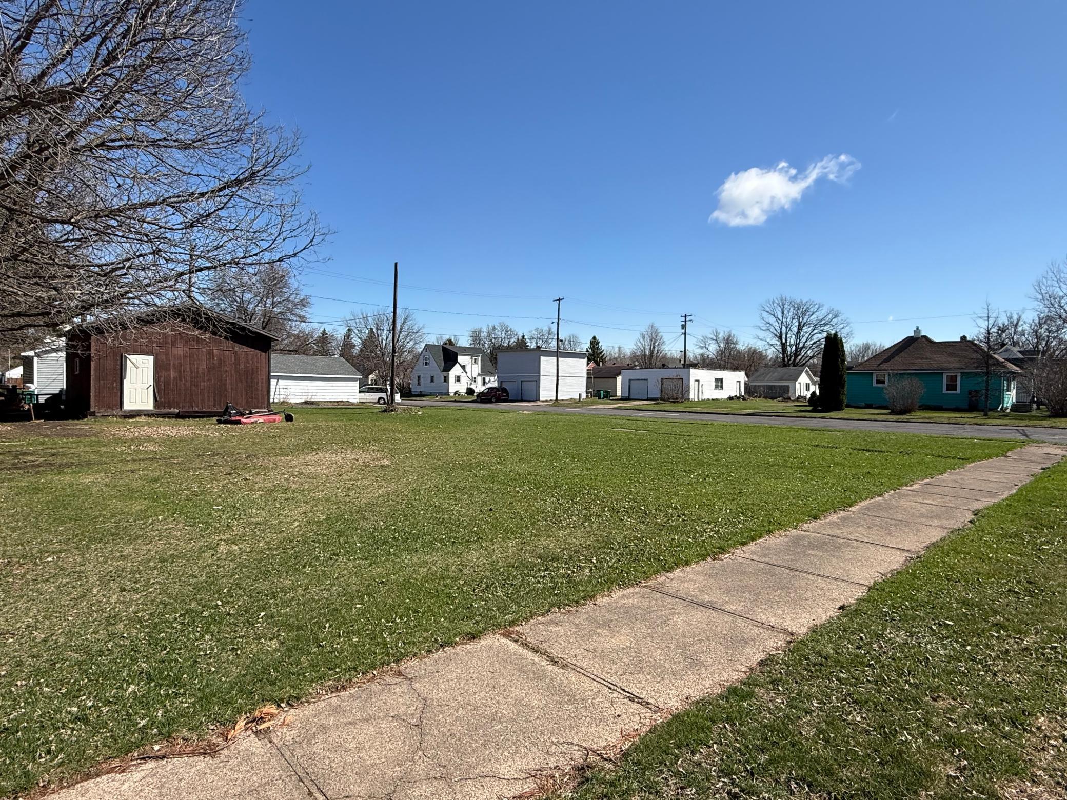 126 E Hibbing Avenue Keewatin MN 55753
