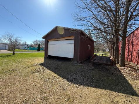 126 E Hibbing Avenue Keewatin MN 55753